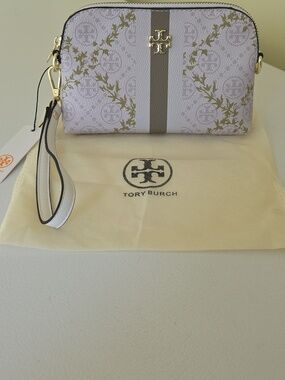 Tory Burch Wristlet